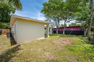 2106 Plunkett Ct, Hollywood, FL 33020 - Photo 5