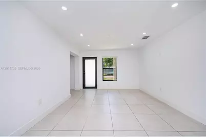 2106 Plunkett Ct, Hollywood, FL 33020 - Photo 7