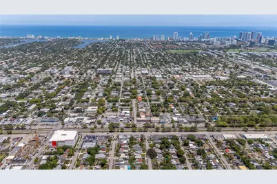 2106 Plunkett Ct, Hollywood, FL 33020 - Photo 25
