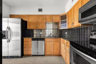 900 Bay Dr, Miami Beach, FL 33141 - Photo 15
