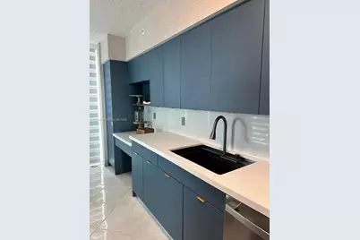16400 Collins Ave #946, Sunny Isles Beach, FL 33160 - Photo 5