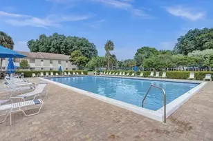 715 Gardens Dr, Pompano Beach, FL 33069 - Photo 17