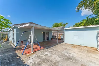 768 SW 9th St, Florida City, FL 33034 - Photo 19