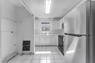 768 SW 9th St #0, Florida City, FL 33034 - Photo 7