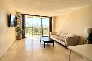 20301 W Country Club Dr, Aventura, FL 33180 - Photo 3
