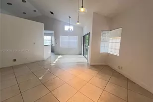 465 Somerset Way, Weston, FL 33326 - Photo 13