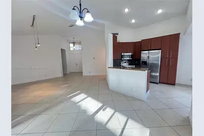 465 Somerset Way #465, Weston, FL 33326 - Photo 9