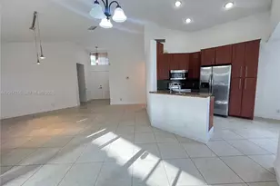 465 Somerset Way, Weston, FL 33326 - Photo 9