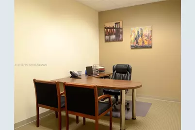 15800 Pines Blvd #302, Pembroke Pines, FL 33027 - Photo 7