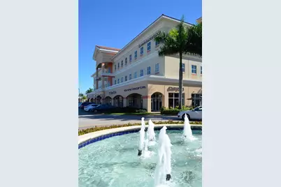15800 Pines Blvd #302, Pembroke Pines, FL 33027 - Photo 9
