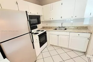 3000 Springdale Blvd, Palm Springs, FL 33461 - Photo 5