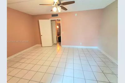 3000 Springdale Blvd #V109, Palm Springs, FL 33461 - Photo 9