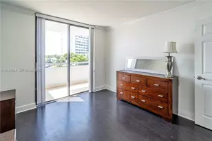 7300 Wayne Ave, Miami Beach, FL 33141 - Photo 13