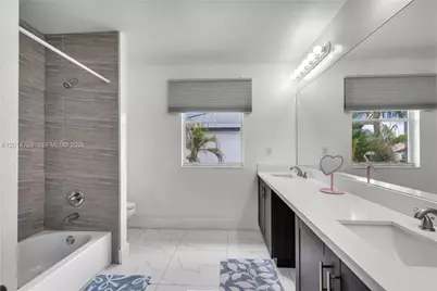 2383 SW 181st Ter, Miramar, FL 33029 - Photo 15