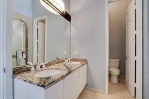 2461 NE 14th St, Pompano Beach, FL 33062 - Photo 11