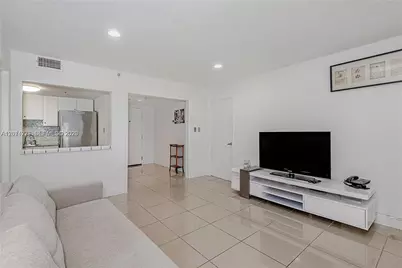 5225 Collins Ave #407, Miami Beach, FL 33140 - Photo 17