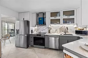 5850 Camino Del Sol, Boca Raton, FL 33433 - Photo 15