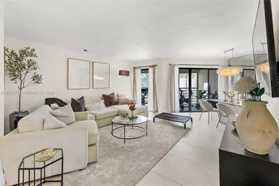 5850 Camino Del Sol #404, Boca Raton, FL 33433 - Photo 3