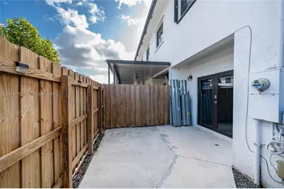 13353 SW 250th Ter, Homestead, FL 33032 - Photo 5