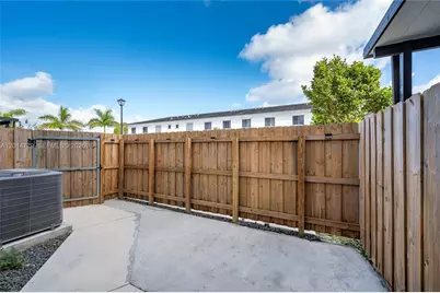 13353 SW 250th Ter, Homestead, FL 33032 - Photo 3