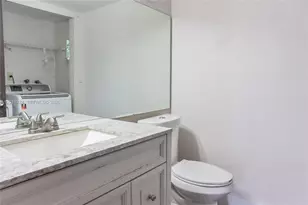 10425 SW 154th Ct, Miami, FL 33196 - Photo 9