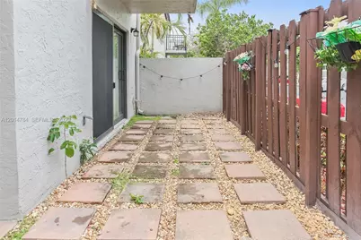 10425 SW 154th Ct #1, Miami, FL 33196 - Photo 17