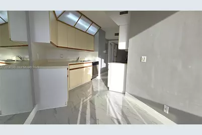 3610 Yacht Club Dr #615, Aventura, FL 33180 - Photo 5