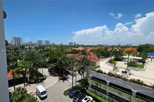 3610 Yacht Club Dr, Aventura, FL 33180 - Photo 11