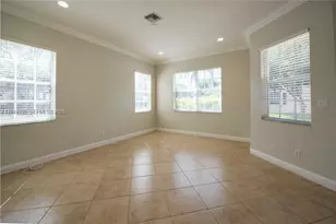 3371 Lakeside Dr, Davie, FL 33328 - Photo 11