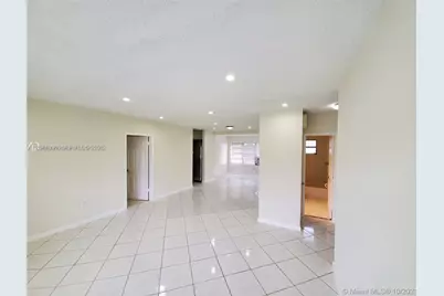 1630 NE 157th, North Miami Beach, FL 33162 - Photo 11