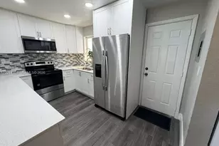 1500 NE 151st St, Miami, FL 33162 - Photo 15