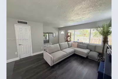 1500 NE 151st St #104, Miami, FL 33162 - Photo 7