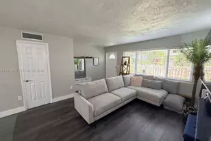 1500 NE 151st St, Miami, FL 33162 - Photo 7