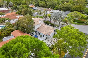 825 SW 23rd Rd, Miami, FL 33129 - Photo 25