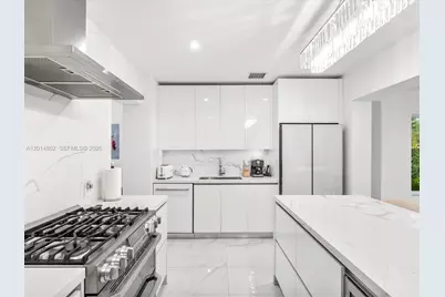 825 SW 23rd Rd #1, Miami, FL 33129 - Photo 49