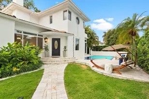 825 SW 23rd Rd, Miami, FL 33129 - Photo 1