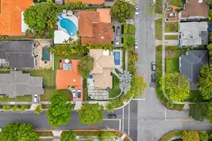 825 SW 23rd Rd, Miami, FL 33129 - Photo 27