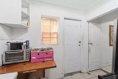 50 SW 58th Ct, Miami, FL 33144 - Photo 23