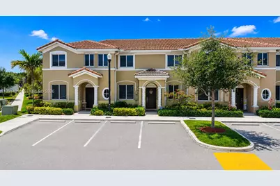 2382 SE 10th St, Homestead, FL 33035 - Photo 3