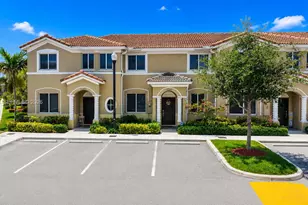 2382 SE 10th St, Homestead, FL 33035 - Photo 3