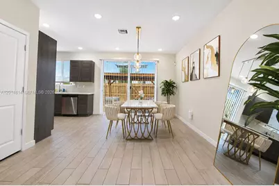 2382 SE 10th St, Homestead, FL 33035 - Photo 11