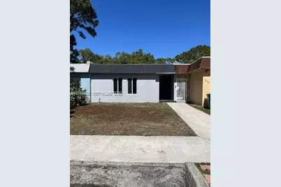 20922 NW 39th Ave, Miami Gardens, FL 33055 - Photo 1