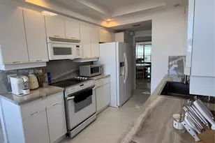 2000 Island Blvd, Aventura, FL 33160 - Photo 7