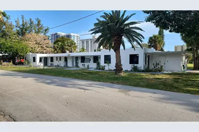 3300 SE 6th St, Pompano Beach, FL 33062 - Photo 1