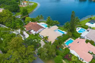 3701 Bridge Rd, Cooper City, FL 33026 - Photo 7