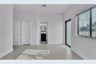 4817 E 9th Ln #4817, Hialeah, FL 33013 - Photo 17