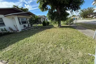 1930 SW 57th Ave, West Park, FL 33023 - Photo 15