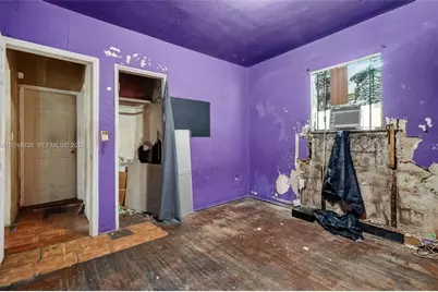 1211 NW 37th St, Miami, FL 33142 - Photo 15