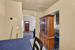 1211 NW 37th St, Miami, FL 33142 - Photo 11