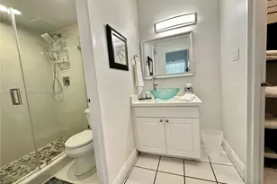 100 Lincoln Rd, Miami Beach, FL 33139 - Photo 5